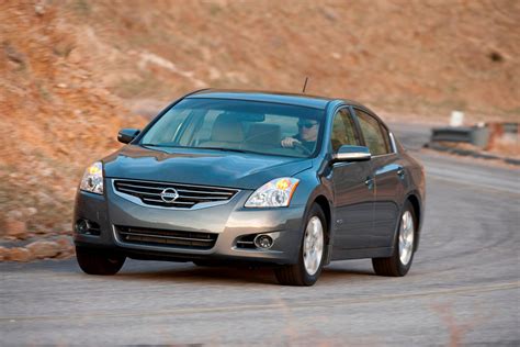 2010 Nissan Altima Hybrid Owners Manual